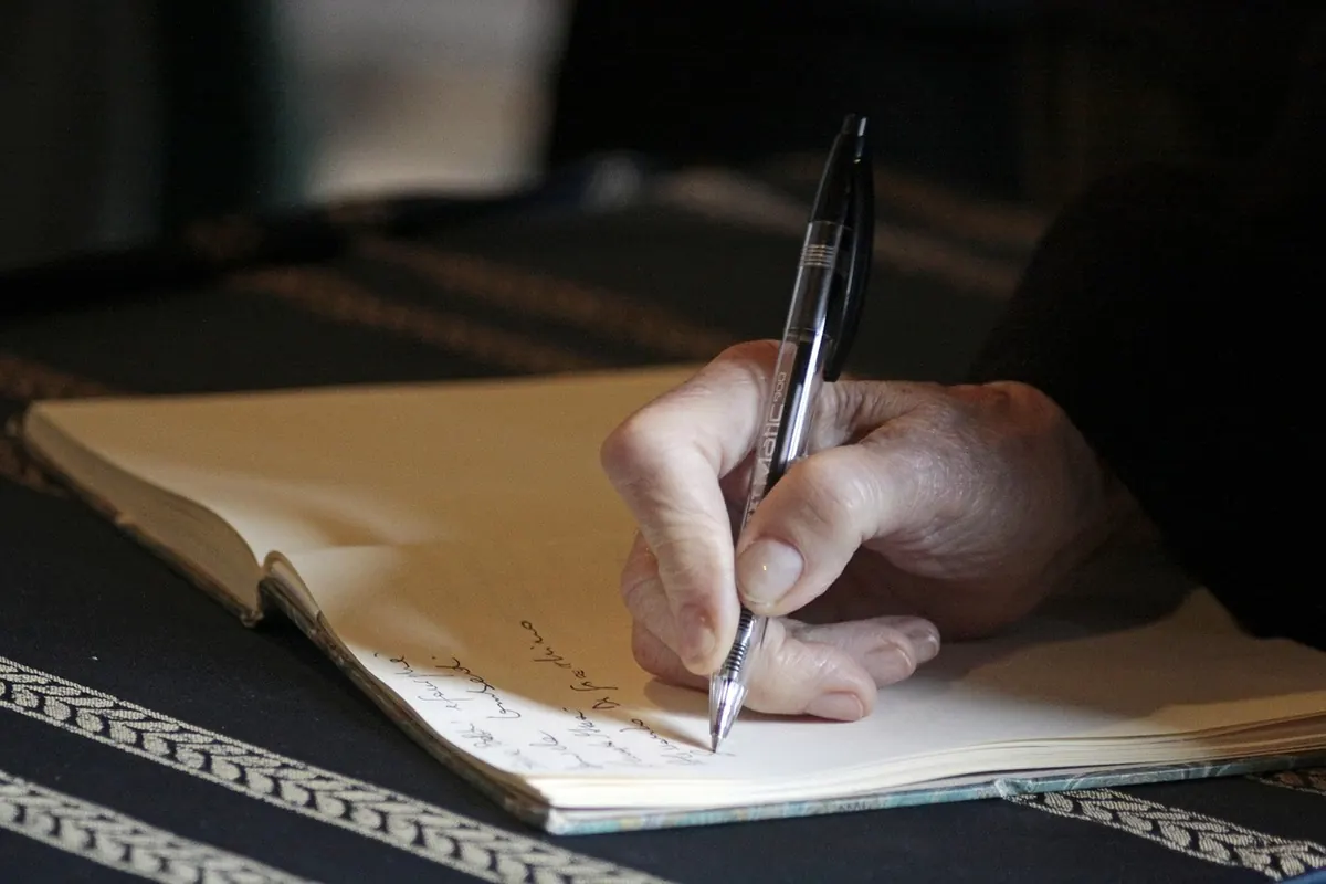 How to Build a 10-Minute Daily Journaling Habit That Sticks